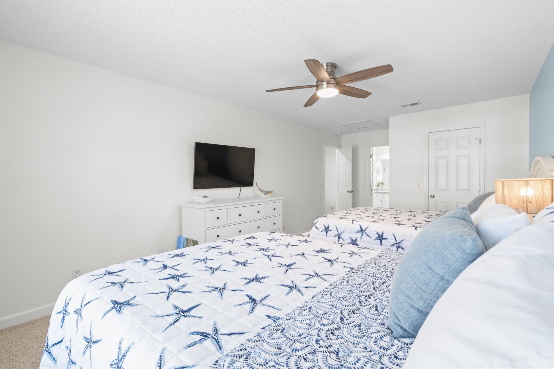 1545 Spinnaker Dr.  Photo 29