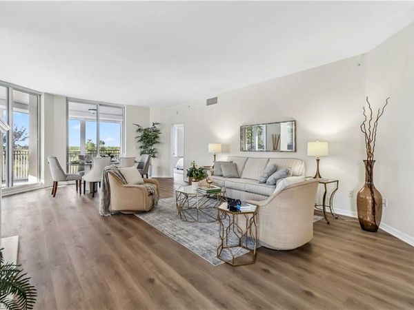 1001 Arbor Lake DR, Unit 101, NAPLES, FL 34110
