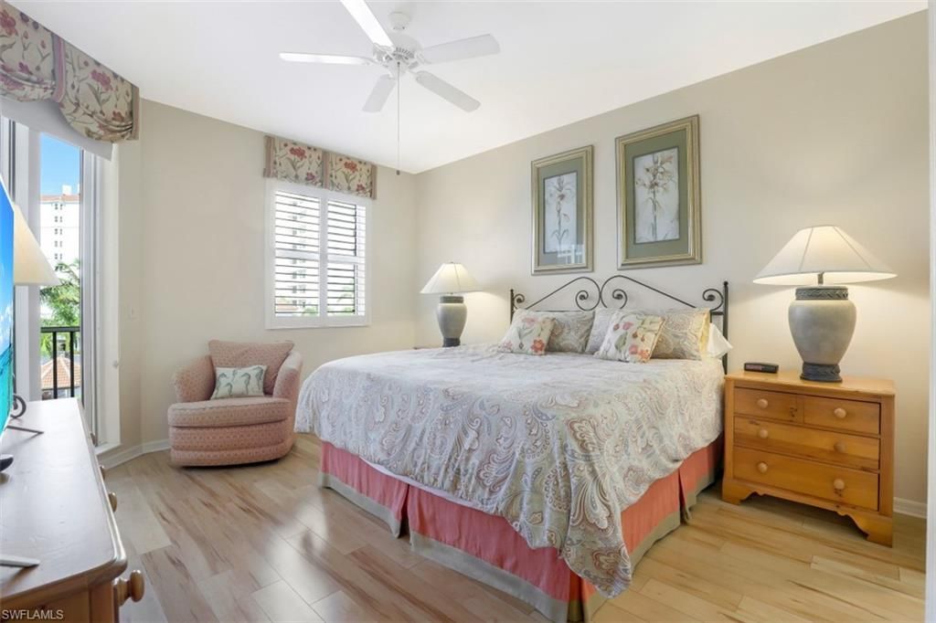 460 Launch Cir , Unit 403, Naples, FL 34108 Photo