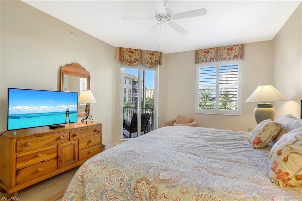 460 Launch Cir , Unit 403, Naples, FL 34108 Photo