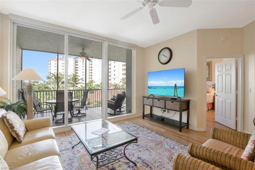 460 Launch Cir , Unit 403, Naples, FL 34108 Photo