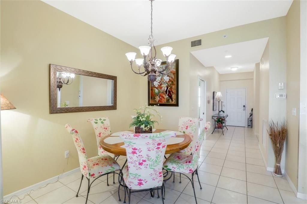 460 Launch Cir , Unit 403, Naples, FL 34108 Photo
