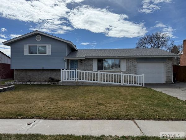 2521 Mars Street, IDAHO FALLS, ID 83402