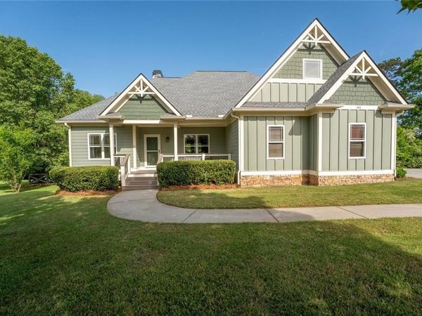 190 Towerview Circle , Mount Airy, GA 30563