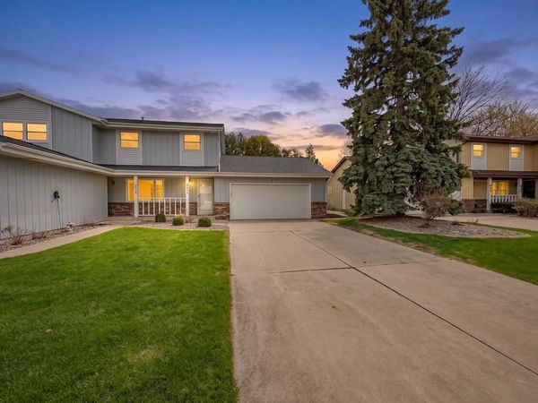 422 SILVER SPRING DRIVE, Green Bay, WI 54303