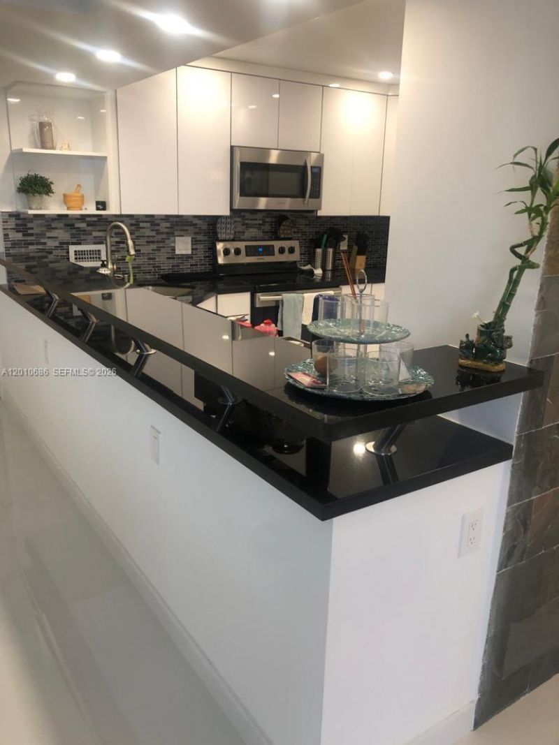 2030 S Ocean Dr , Unit 1706, Hallandale Beach, FL 33009 Photo