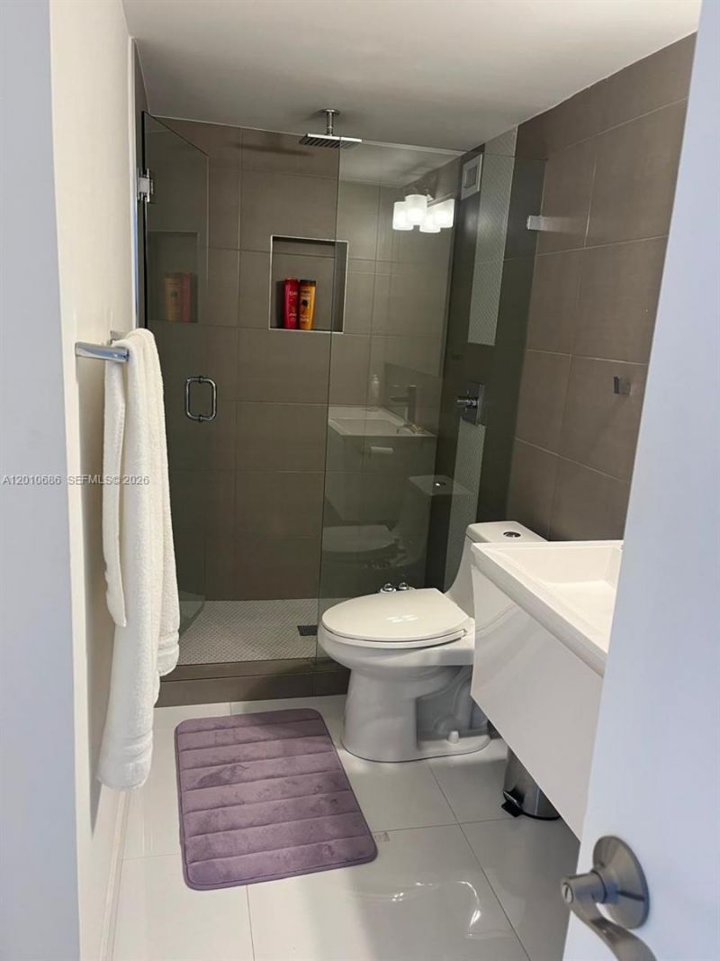 2030 S Ocean Dr , Unit 1706, Hallandale Beach, FL 33009 Photo
