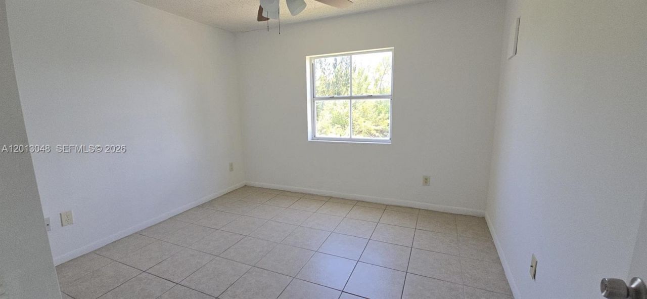 8240 SW 210th St , Unit 214, Cutler Bay, FL 33189 Photo