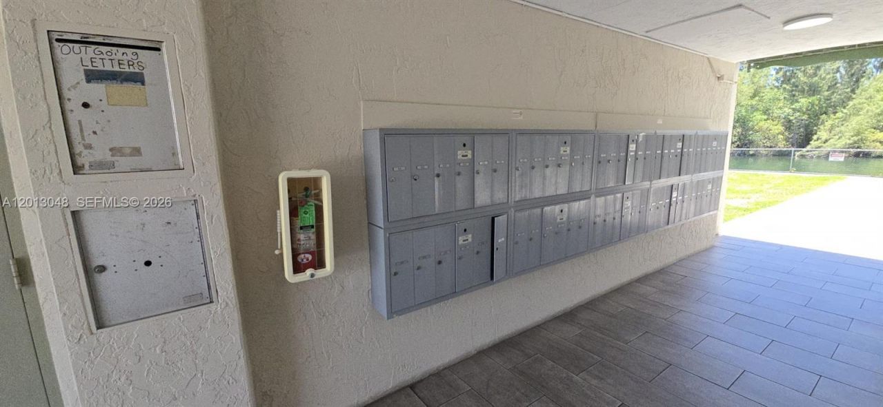 8240 SW 210th St , Unit 214, Cutler Bay, FL 33189 Photo
