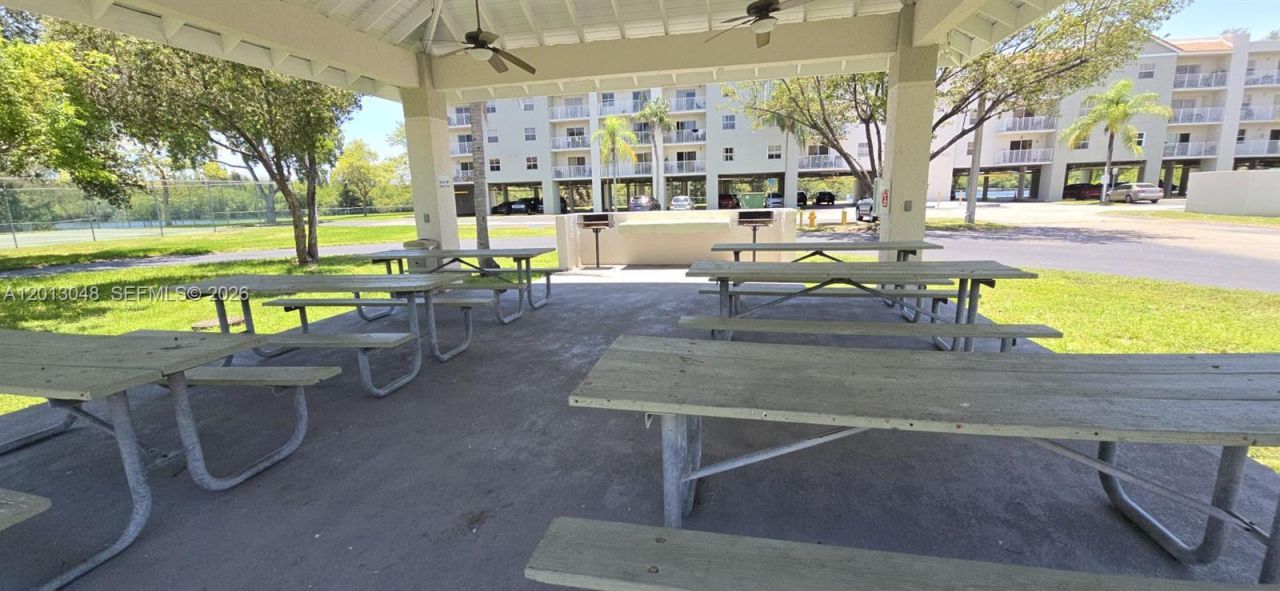 8240 SW 210th St , Unit 214, Cutler Bay, FL 33189 Photo