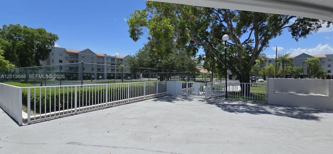 8240 SW 210th St , Unit 214, Cutler Bay, FL 33189 Photo
