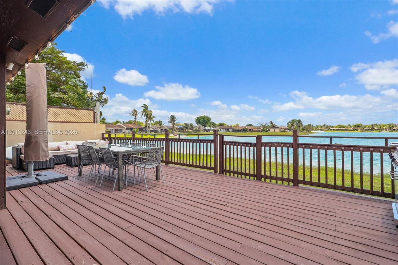 12340 SW 115th Ter , Miami, FL 33186 Photo