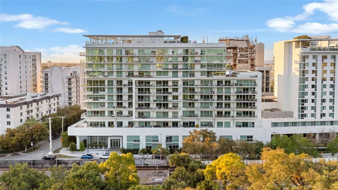 1600 SW 1st Ave , Unit 307, Miami, FL 33129 Photo