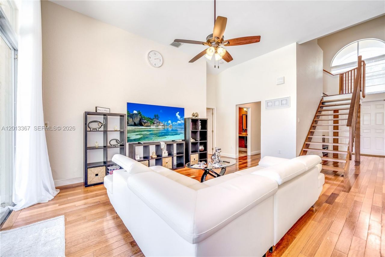 1241 S 13th Ave , Hollywood, FL 33019 Photo