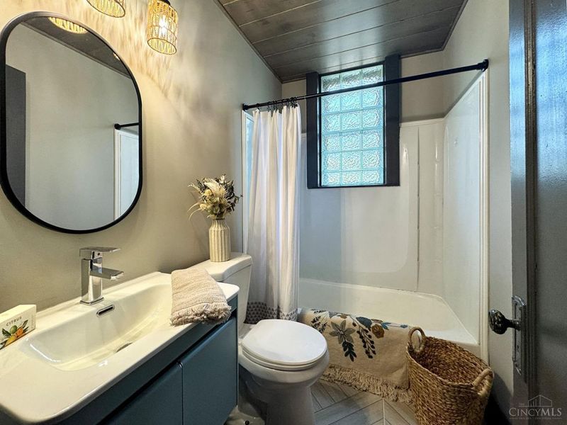 2908 Montclair Avenue, Cincinnati, OH 45211 Photo 17