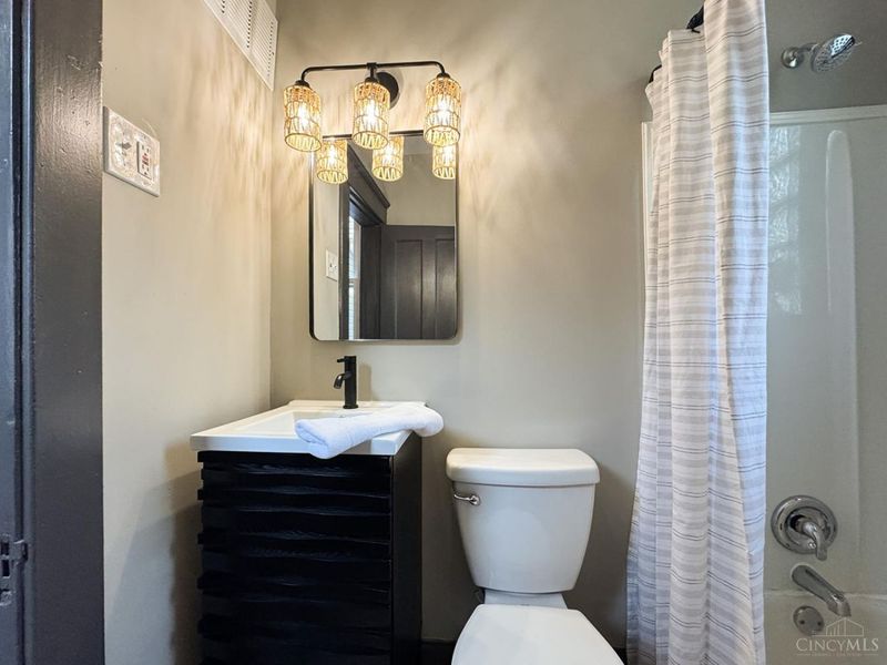 2908 Montclair Avenue, Cincinnati, OH 45211 Photo 30