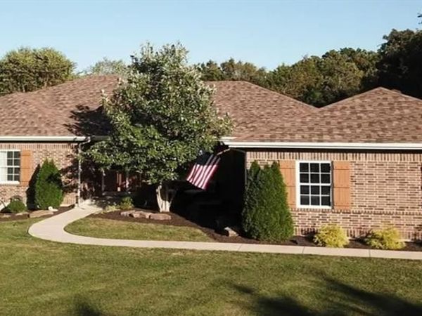 100 Quail Run Drive, Defiance, MO 63341