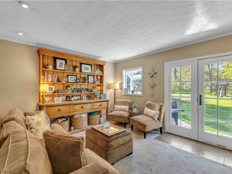 28405 Lincoln Road, Bay Village, OH 44140 Photo 13