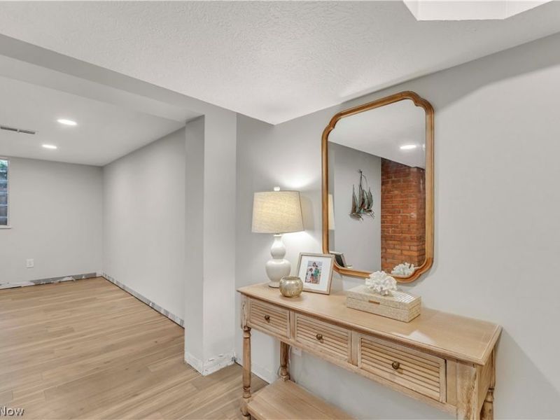 28405 Lincoln Road, Bay Village, OH 44140 Photo 27
