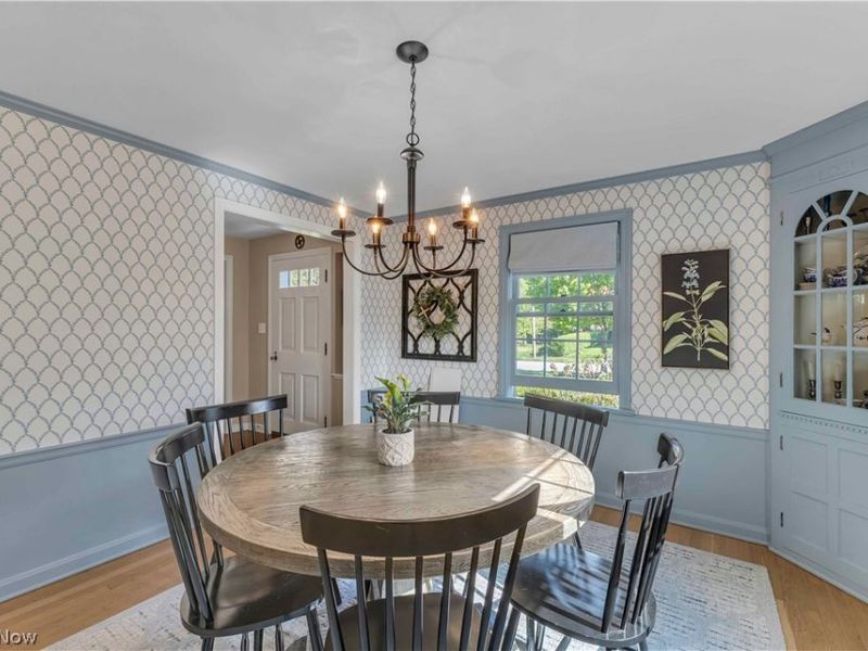 28405 Lincoln Road, Bay Village, OH 44140 Photo 8