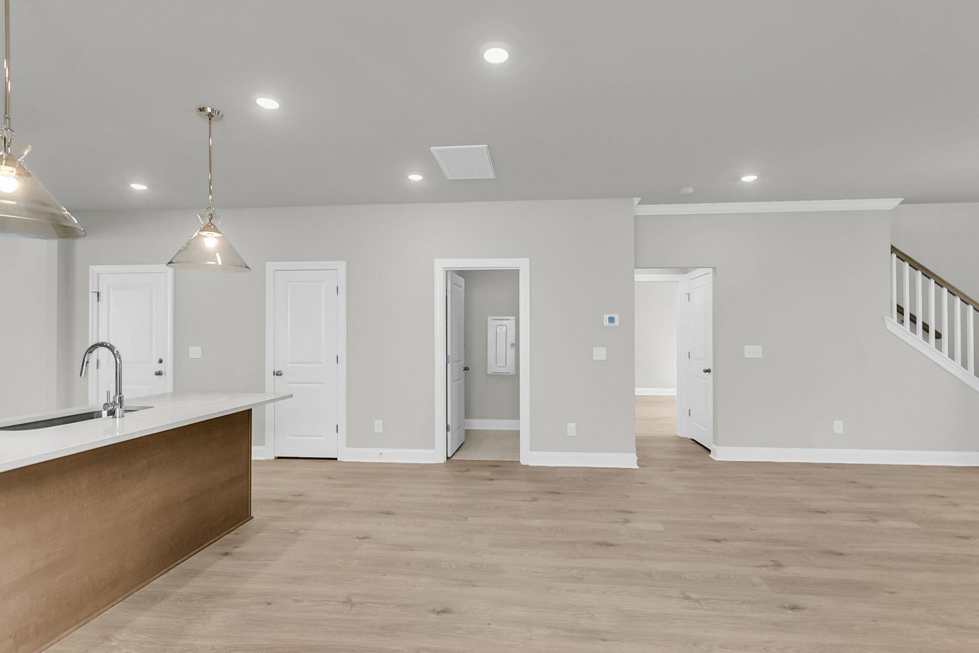 745 Maynard Lane Photo 16