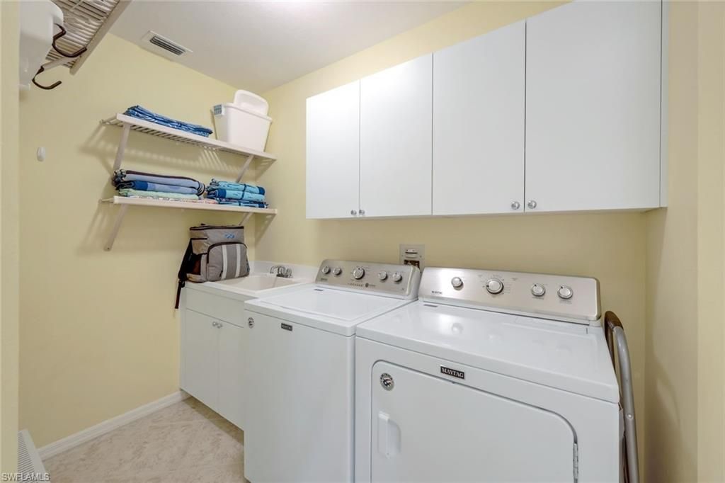 460 Launch Cir , Unit 301, Naples, FL 34108 Photo
