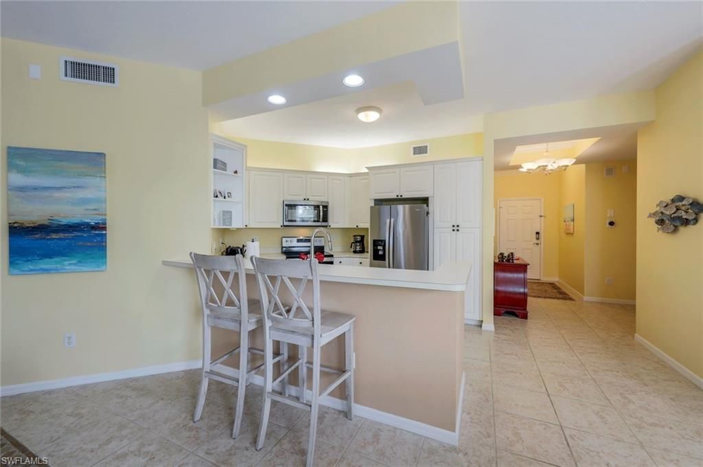 460 Launch Cir , Unit 301, Naples, FL 34108 Photo