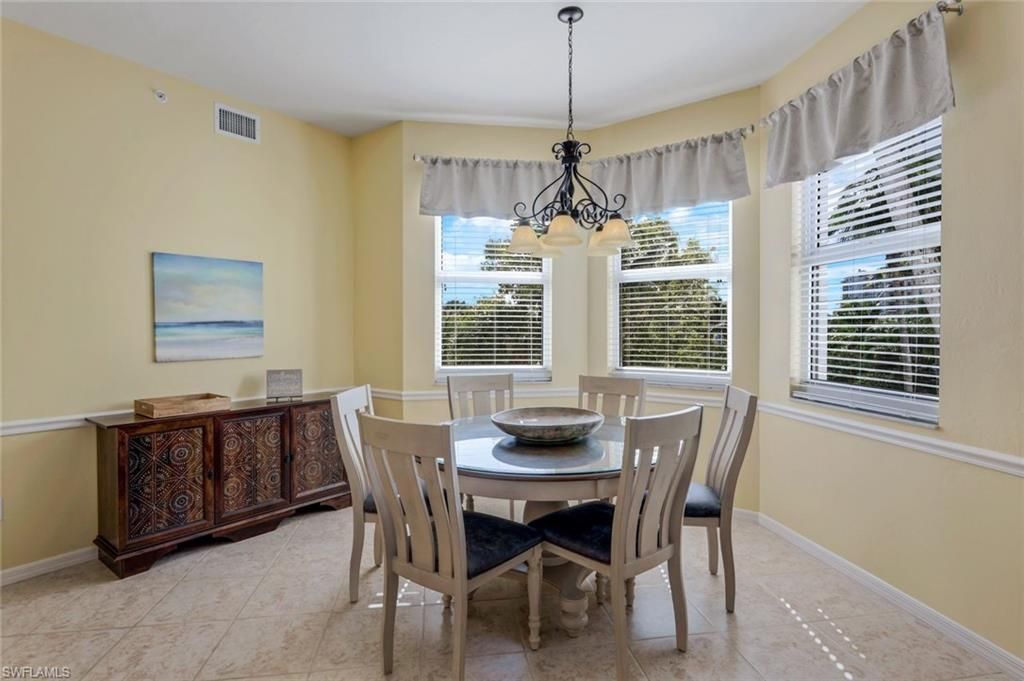 460 Launch Cir , Unit 301, Naples, FL 34108 Photo