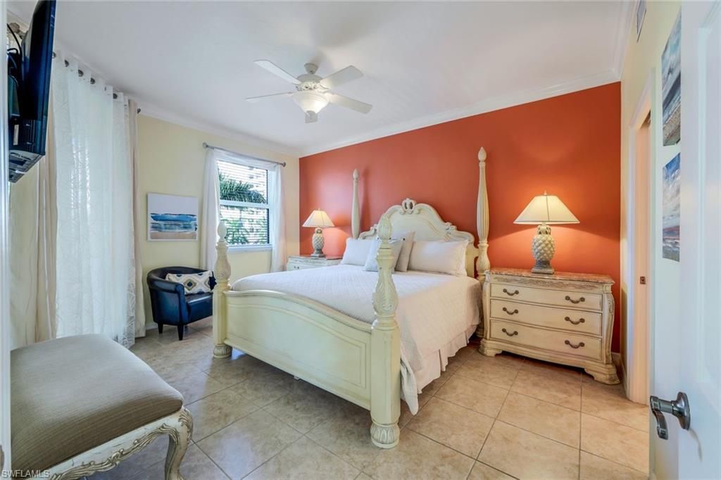 460 Launch Cir , Unit 301, Naples, FL 34108 Photo