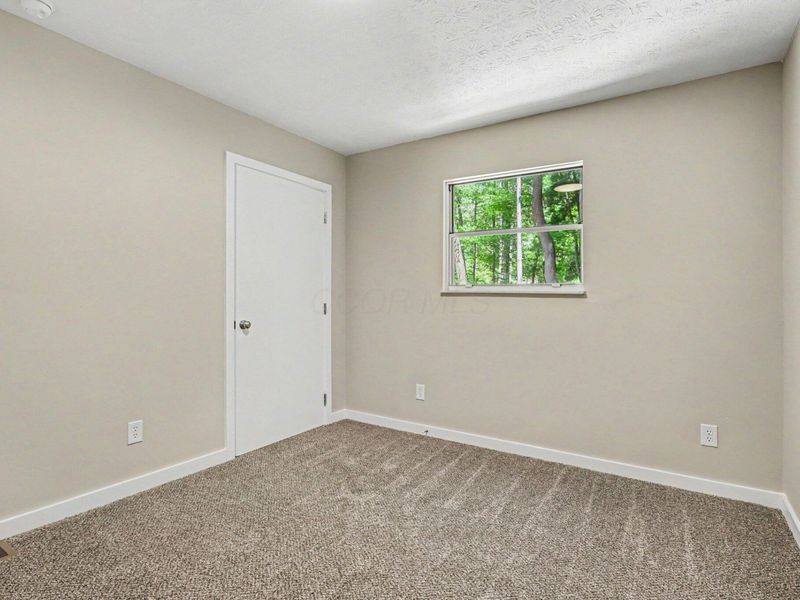 7670 Buckeye Road SE, Sugar Grove, OH 43155 Photo 12