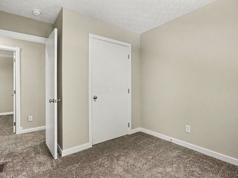 7670 Buckeye Road SE, Sugar Grove, OH 43155 Photo 17