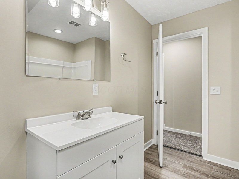 7670 Buckeye Road SE, Sugar Grove, OH 43155 Photo 21