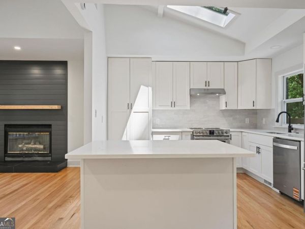 110 Bonnie Lane NE, Sandy Springs, GA 30328