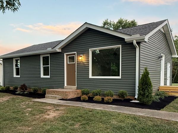 420 Wilkinson Ln, White House, TN 37188