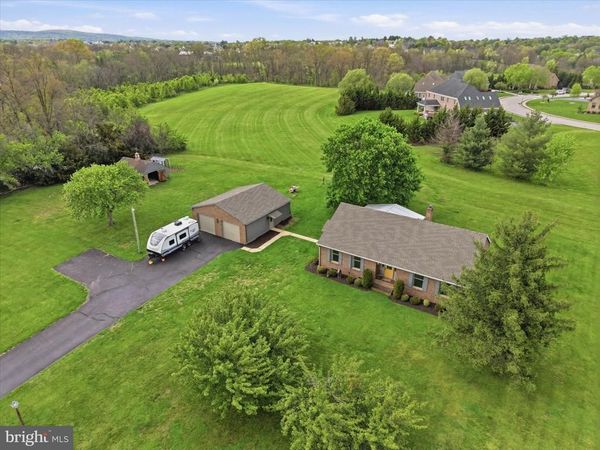 2847 ROOSEVELT AVENUE, YORK, PA 17408