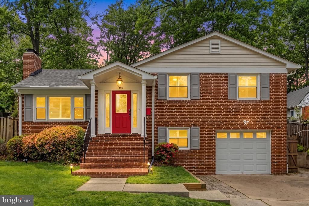 968 N Rochester Street, Arlington, VA 22205 Main Photo