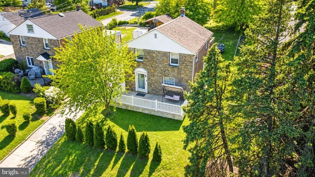 602 W SOUTH AVENUE , GLENOLDEN, PA 19036