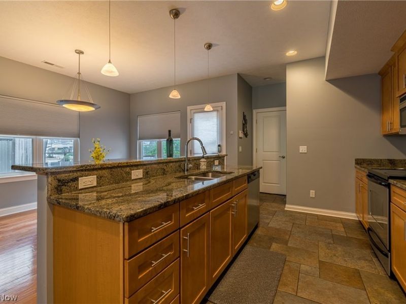 2135 W 6th Street, Cleveland, OH 44113 Photo 10