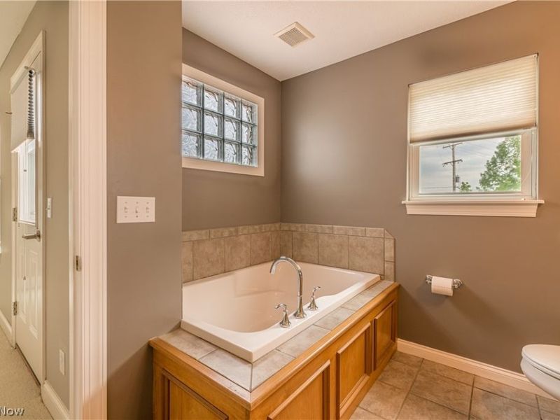2135 W 6th Street, Cleveland, OH 44113 Photo 23
