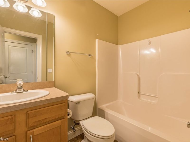 2135 W 6th Street, Cleveland, OH 44113 Photo 47