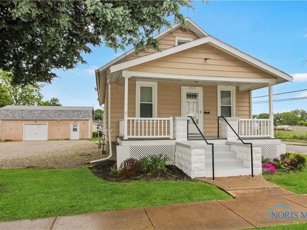 1515 E 3rd Street , Port Clinton, OH 43452