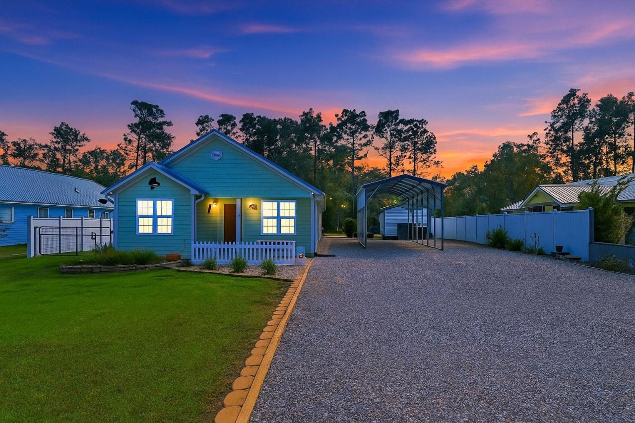 455 Kings Creek Circle, Steinhatchee, FL 00000 Photo