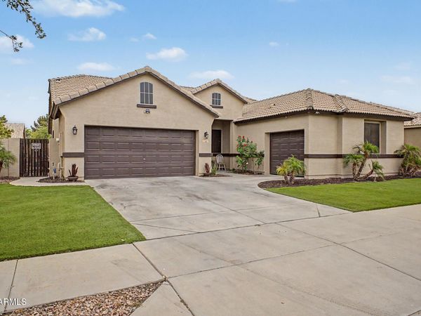 6611 S 25th Drive, Phoenix, AZ 85041