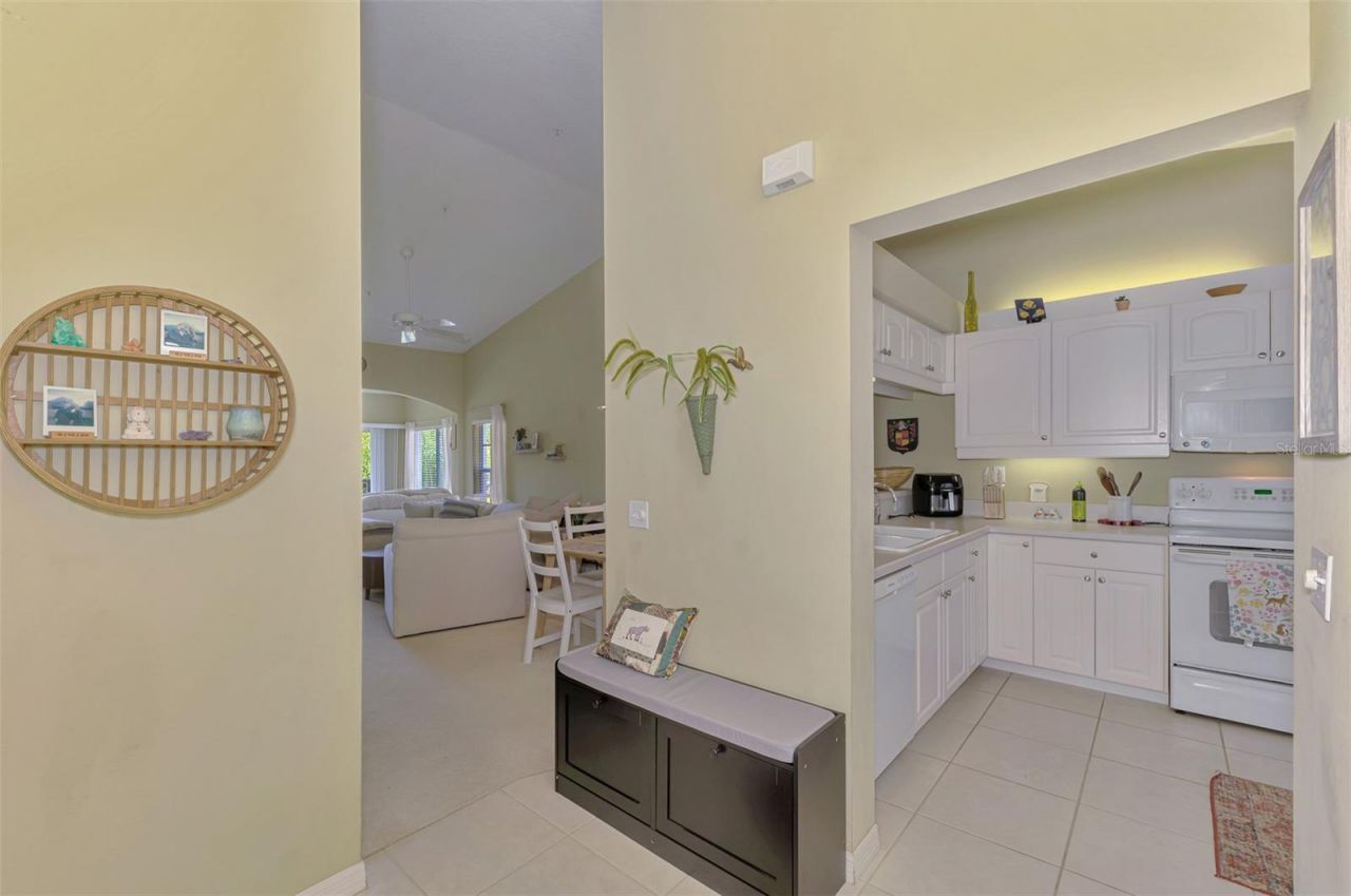 900 Addington Court, Unit 203, Venice, FL 34293 Photo
