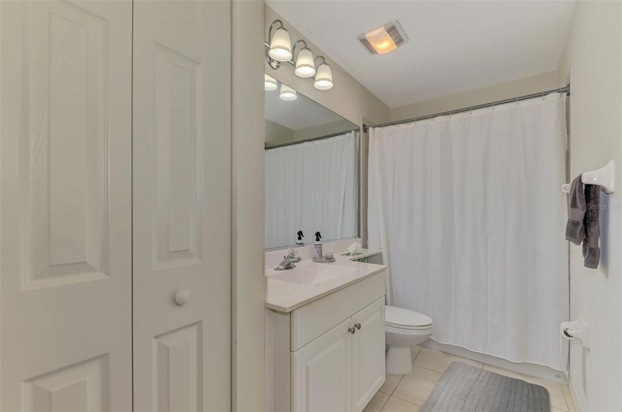 900 Addington Court, Unit 203, Venice, FL 34293 Photo