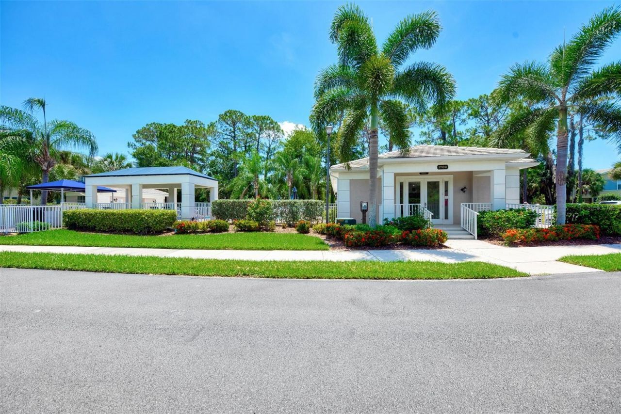 900 Addington Court, Unit 203, Venice, FL 34293 Photo