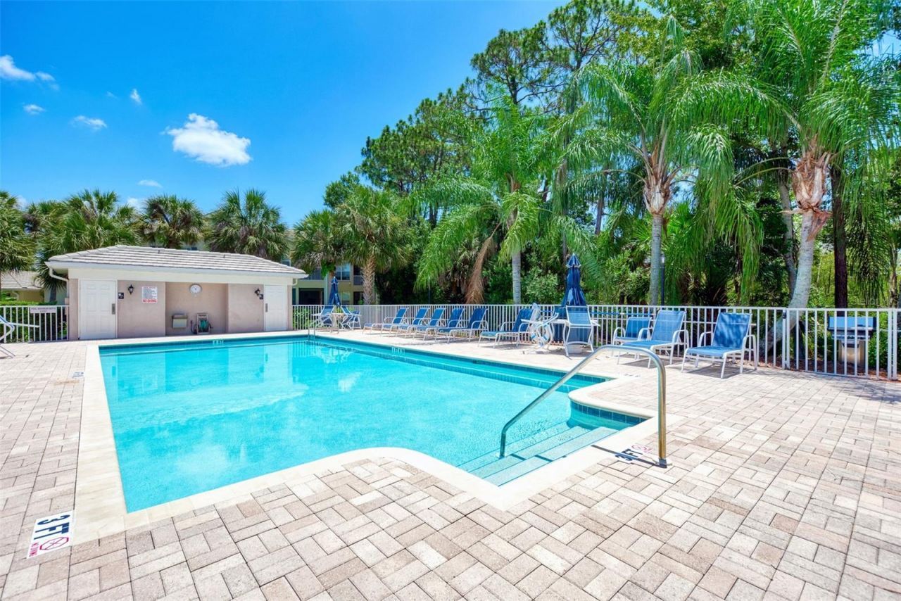 900 Addington Court, Unit 203, Venice, FL 34293 Photo