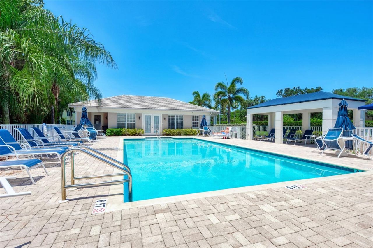 900 Addington Court, Unit 203, Venice, FL 34293 Photo