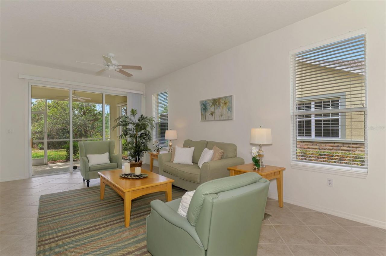 9367 Carnaby Drive, Venice, FL 34293 Photo