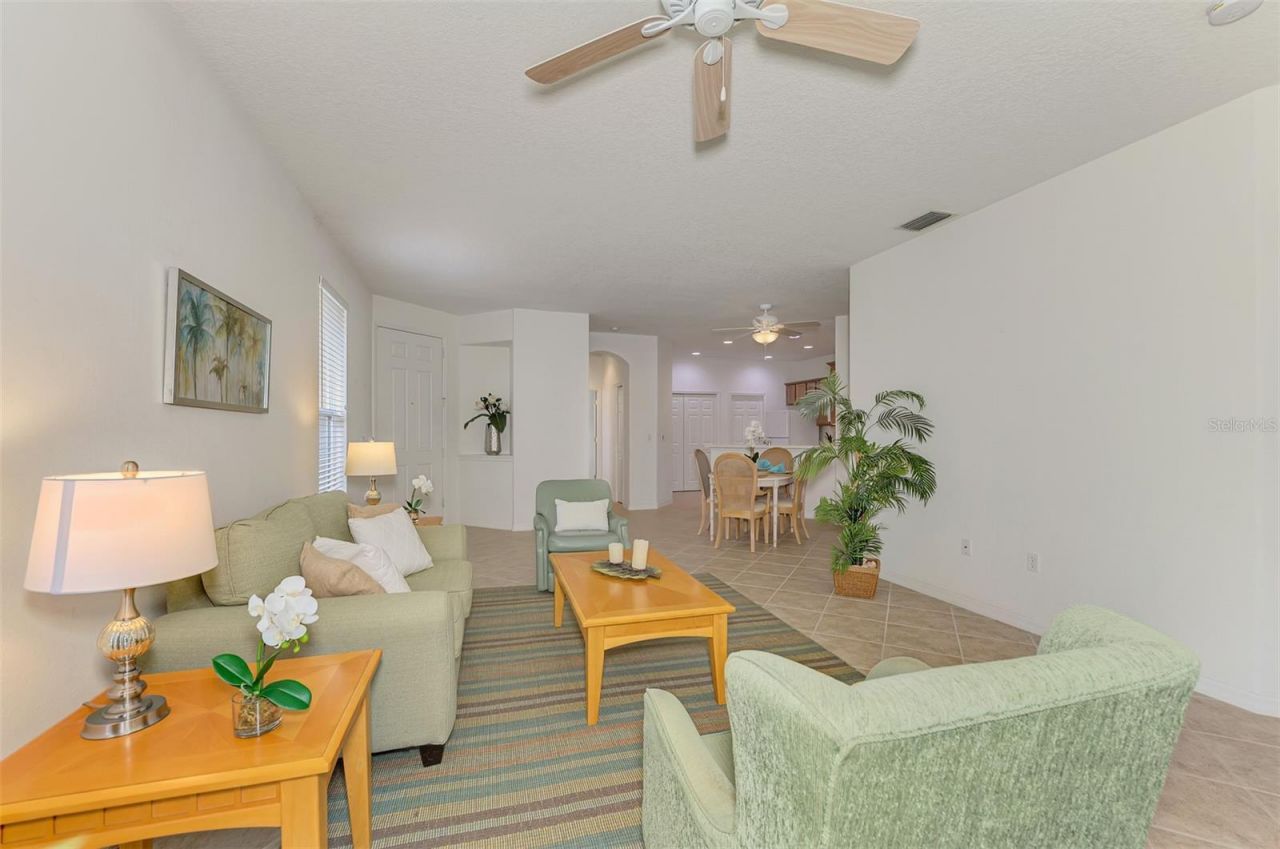 9367 Carnaby Drive, Venice, FL 34293 Photo